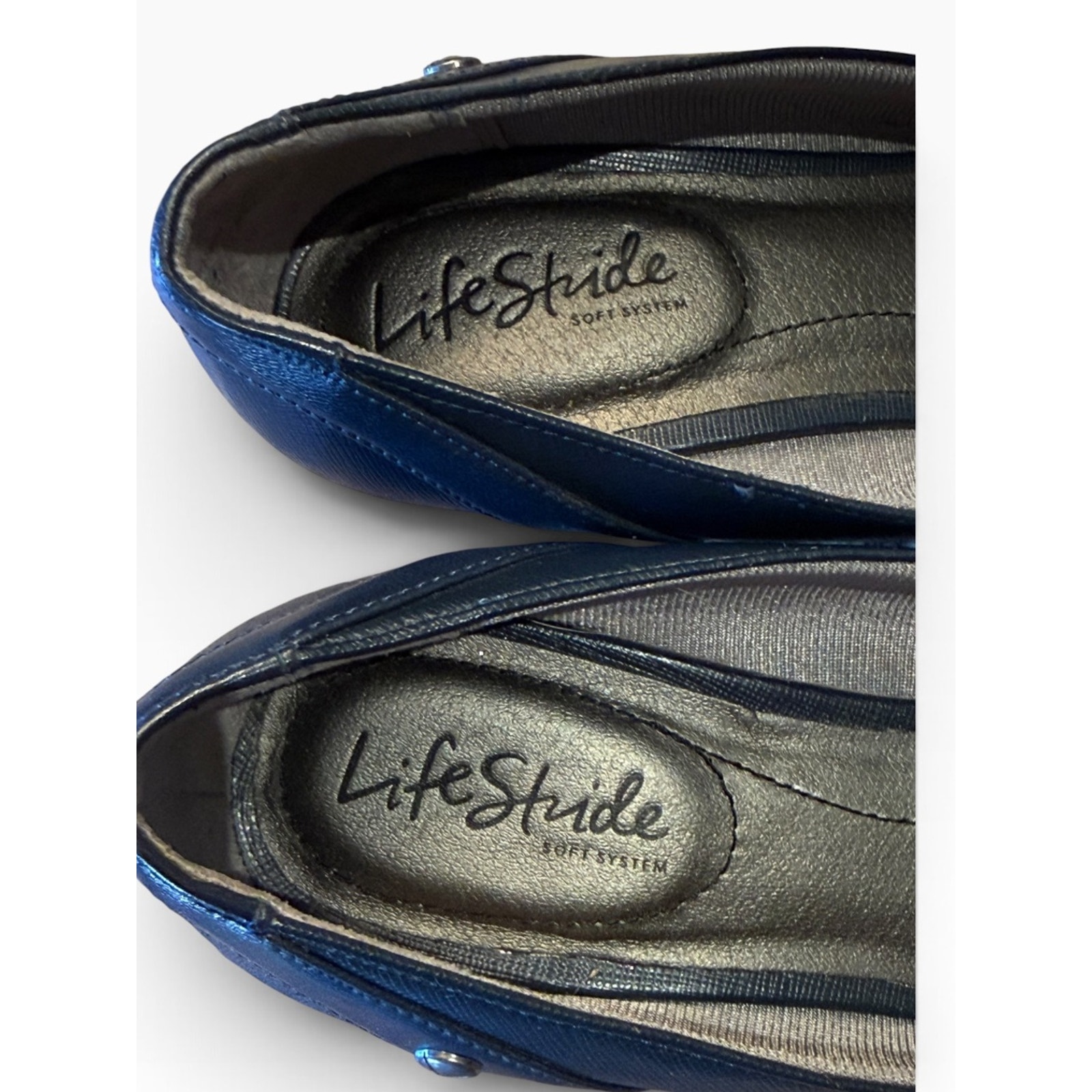 Life Stride Soft Systems Dreams Women’s 7.5 Navy Wedge Pumps — image 7 of 8